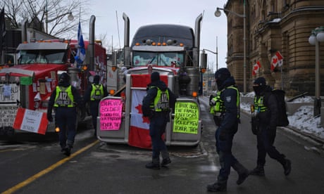 ‘Carnival of chaos’: Ottawa police face growing flak for failure to end protests