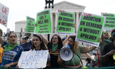 ‘Fewer rights than their grandmothers’: read three justices’ searing abortion dissent | Stephen Breyer, Sonia Sotomayor and Elena Kagan