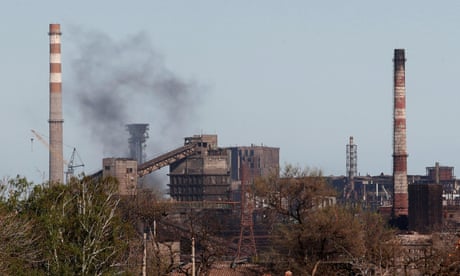 ‘Safe-passage operation’ evacuates 100 people from besieged Mariupol steelworks