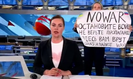 ‘They’re lying to you’: Russian TV employee interrupts news broadcast