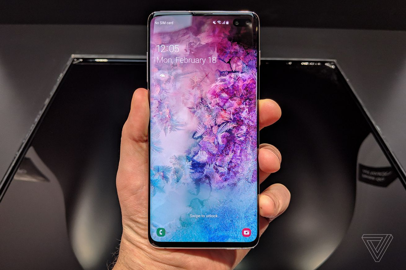 A buggy Samsung smart home update broke old Galaxy S10 phones, but there’s a fix