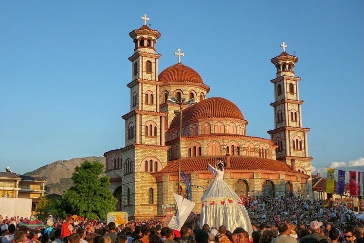 A Serene Escape: Discover the Beauty of KorÃ§a Villages