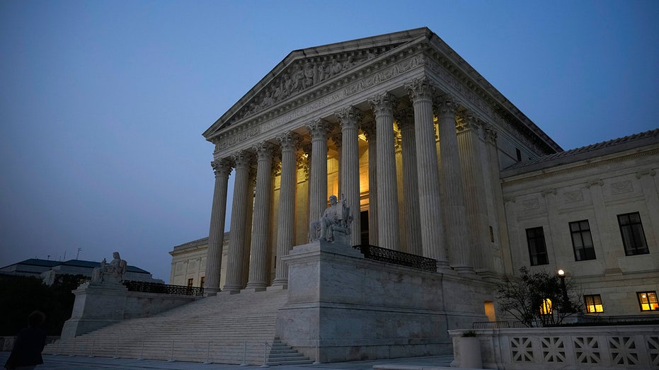 ACLU appeals to Supreme Court to stop Venezuelan deportations; Boasberg holds emergency hearing Friday night