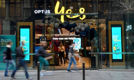 AFP investigates $1m ransom demand posted online for allegedly hacked Optus data
