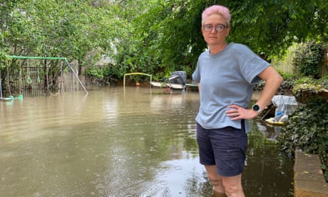 After preparing for days, Echuca residents just want the flood to happen already