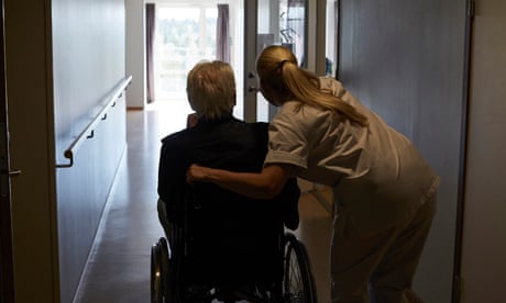 Aged care experts say government underestimates number of nurses required for 24-hour support