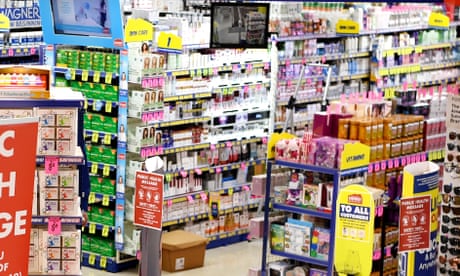 Australia faces ‘dire’ shortage of more than 300 medicines, doctors and pharmacists warn