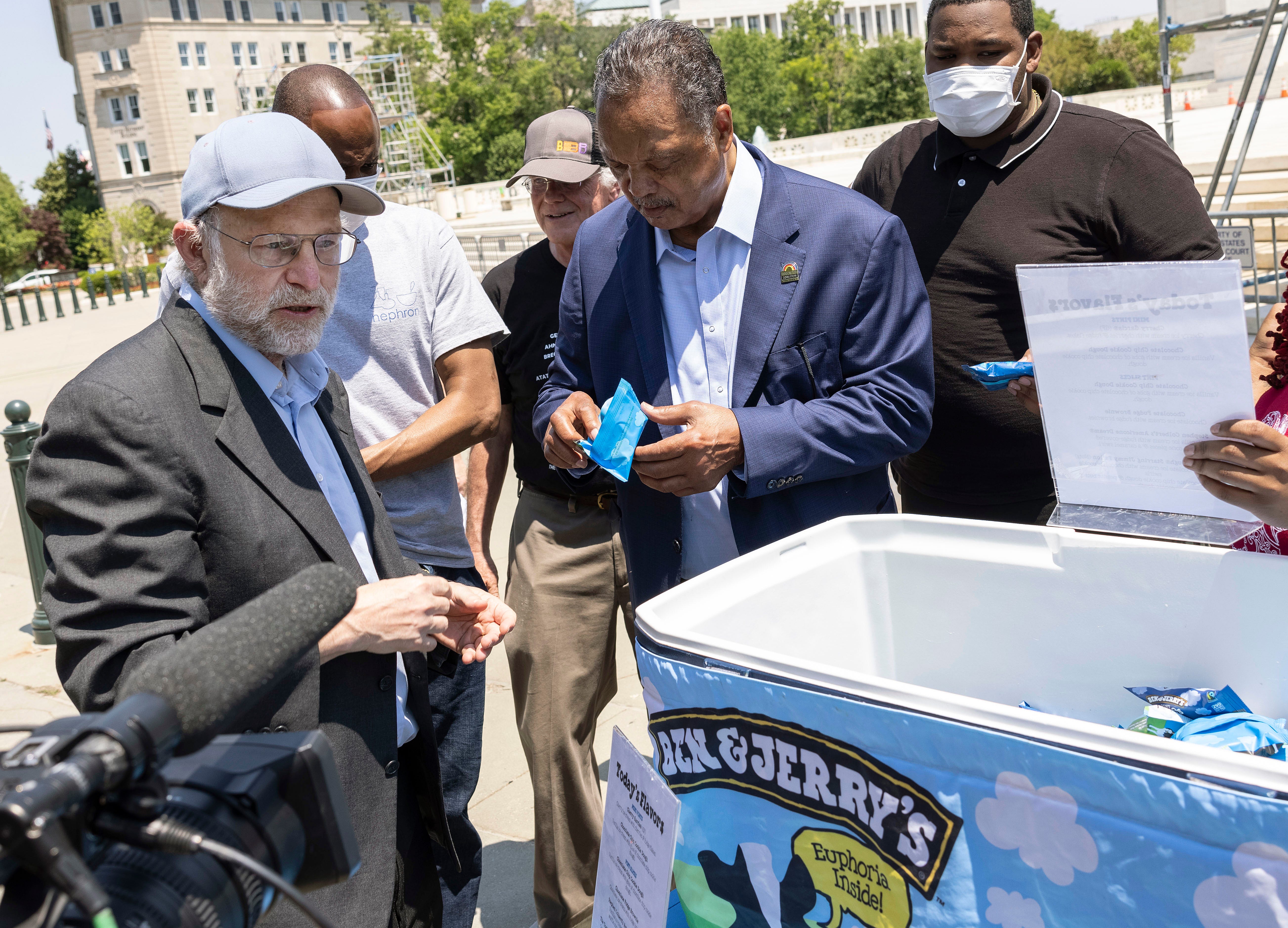 Ben & Jerry: We white people need to use our power to fight police abuse - USA TODAY