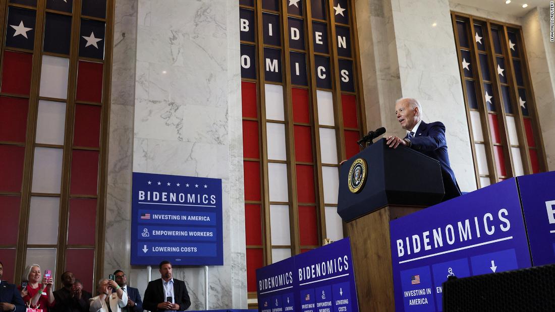 Biden faces key test as end of fundraising quarter looms