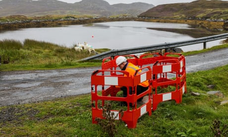 Boris Johnson’s faster broadband promise is being broken, say MPs