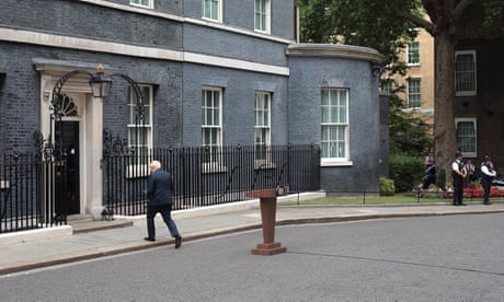 Boris Johnsons resignation: what is going on in UK politics?