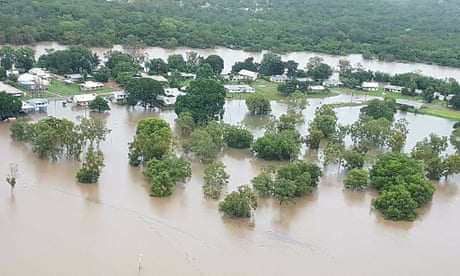 Boxing Day cyclone alert for Northern Territory