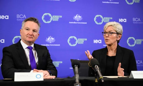 Breaking from China’s clean energy dominance ‘imperative’, US and Australia say after new climate tech deal