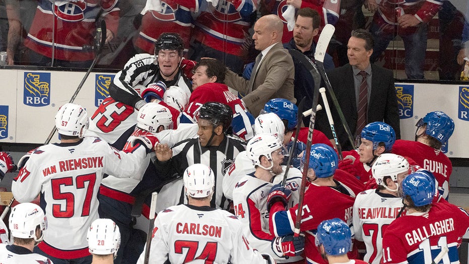 Capitals' Tom Wilson, Canadiens' Josh Anderson brawl on bench in wild Stanley Cup Playoffs scene
