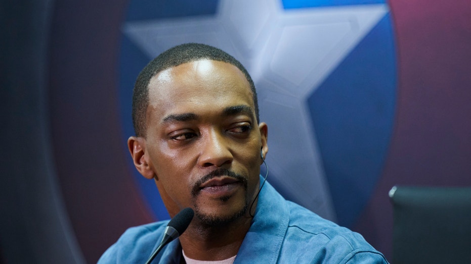 'Captain America' star Anthony Mackie cautions fans to not make comparisons between Trump and 'Red Hulk'