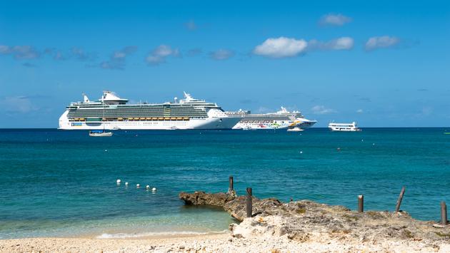 Cayman Islands Seeks to Stabilize Crucial Cruise Business