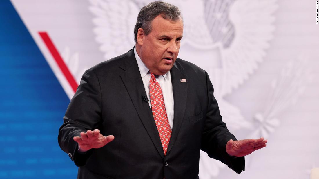 Christie calls GOP presidential debate pledge a 'useless idea'