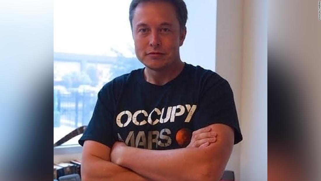 Colonizing Mars could be dangerous and ridiculously expensive. Elon Musk wants to do it anyway