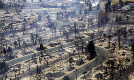 Colorado wildfire: three feared dead and nearly 1,000 homes destroyed as Biden declares disaster