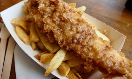 Cooking oil price surges hurt Australian takeaway outlets including fish and chips