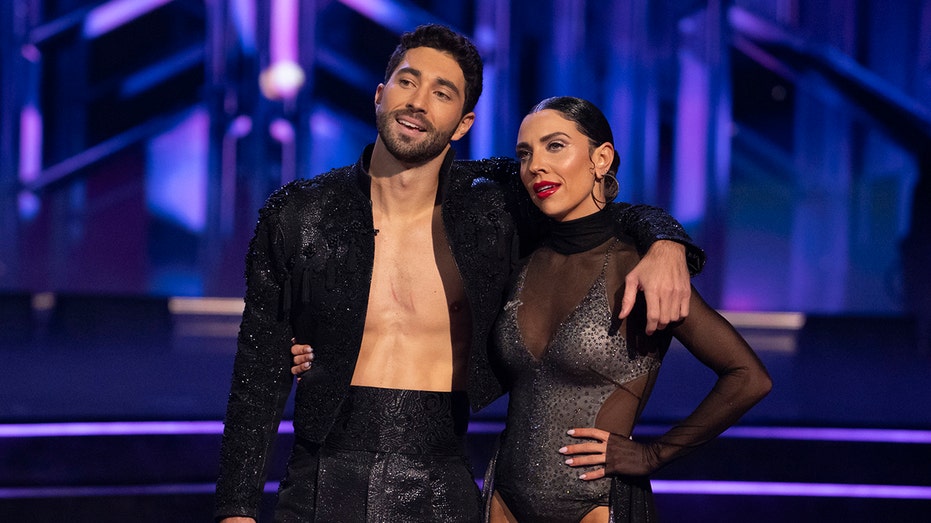 'Dancing with the Stars' winner says show is 'mental warfare'