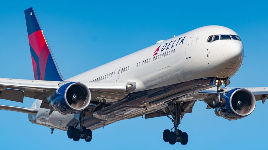 Delta flight bound for Atlanta returns to Charlotte airport after takeoff due to 'mechanical issue'