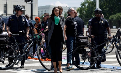 Democratic members of Congress arrested during pro-choice protest