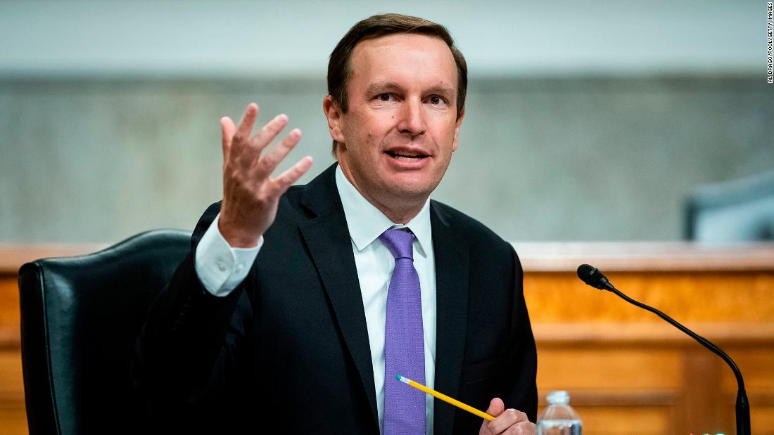 Democratic senator calls Samuel Alito 'stunningly wrong' on Supreme Court ethics controversy