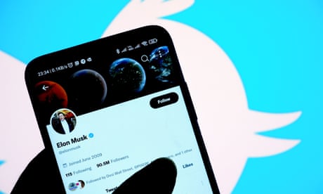 Elon Musk considers ‘slight’ Twitter fee for commercial users