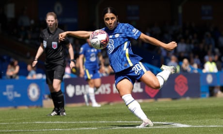 Emma Hayes lauds ‘outrageous’ Sam Kerr volley after Chelsea win WSL