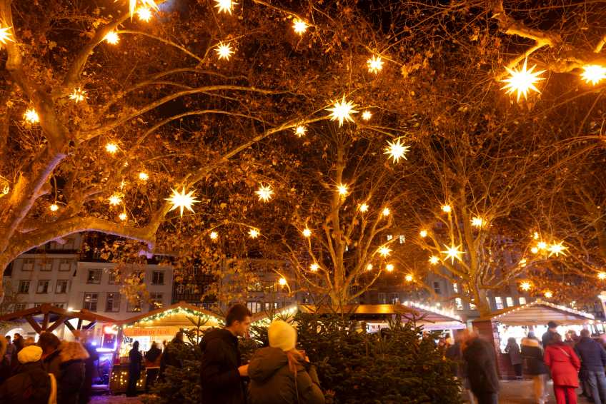 Explore 10 affordable U.S. cities for its Christmas Markets