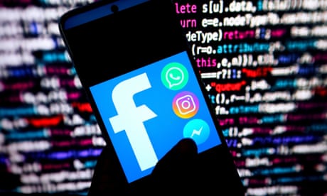 Facebook and Instagram to restrict advertisers access to teenagers data