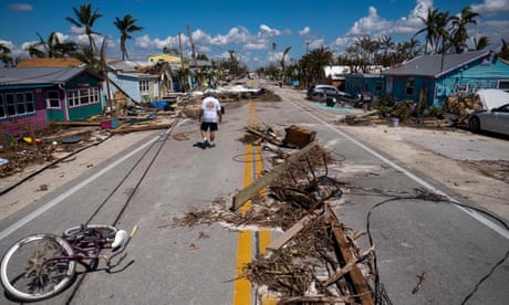 Flooding, outages, confusion: Florida reels as Hurricane Ian death toll rises