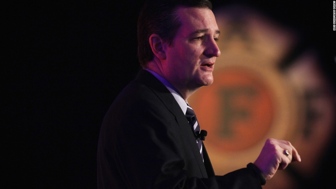 Gay hotelier apologizes for hosting Ted Cruz