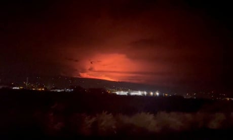 Hawaii’s Mauna Loa volcano erupts for first time in 40 years