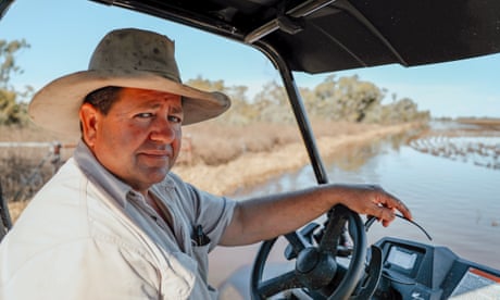 Highway upgrades near Queensland-NSW border affecting floodplain and ecology, farmers say