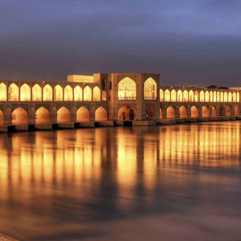Isfahan hosts Global Tourism Summit with 100 tour operators from 25 countries