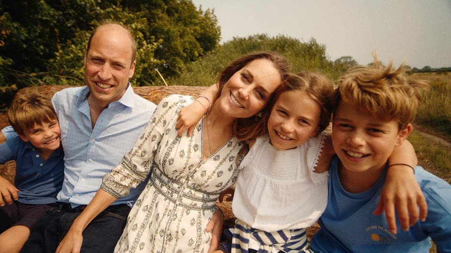 Kate Middleton, Prince William's Christmas card offers intimate look at family after difficult year