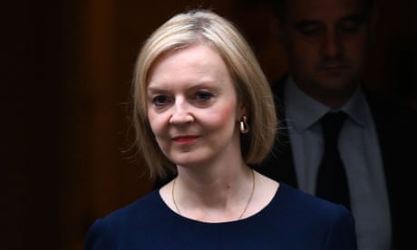 Liz Truss to hold emergency talks with OBR after failing to calm markets