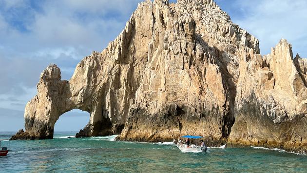 Los Cabo Reports Stellar First Quarter Visitor Numbers