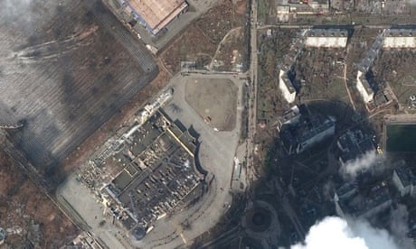 Mariupol bombing: before and after satellite images show destruction in Ukraine city