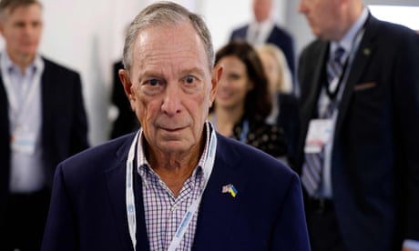 Media mogul Michael Bloomberg looks to buy Dow Jones or Washington Post