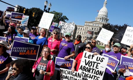 Michigan Democrat�s lead shows abortion may be the issue that decides midterm races