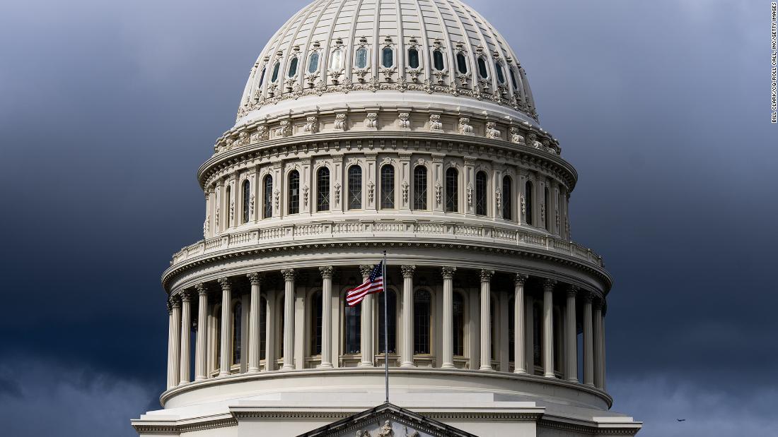 Moody's: Government shutdown could hurt America's top credit rating