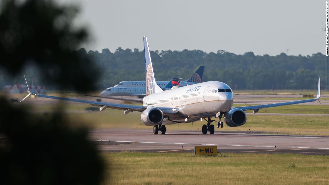 More than 4,200 US flights delayed or canceled due to severe storms