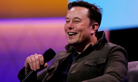 Musk muses about Mars and Earth – but stays quiet on Twitter deal