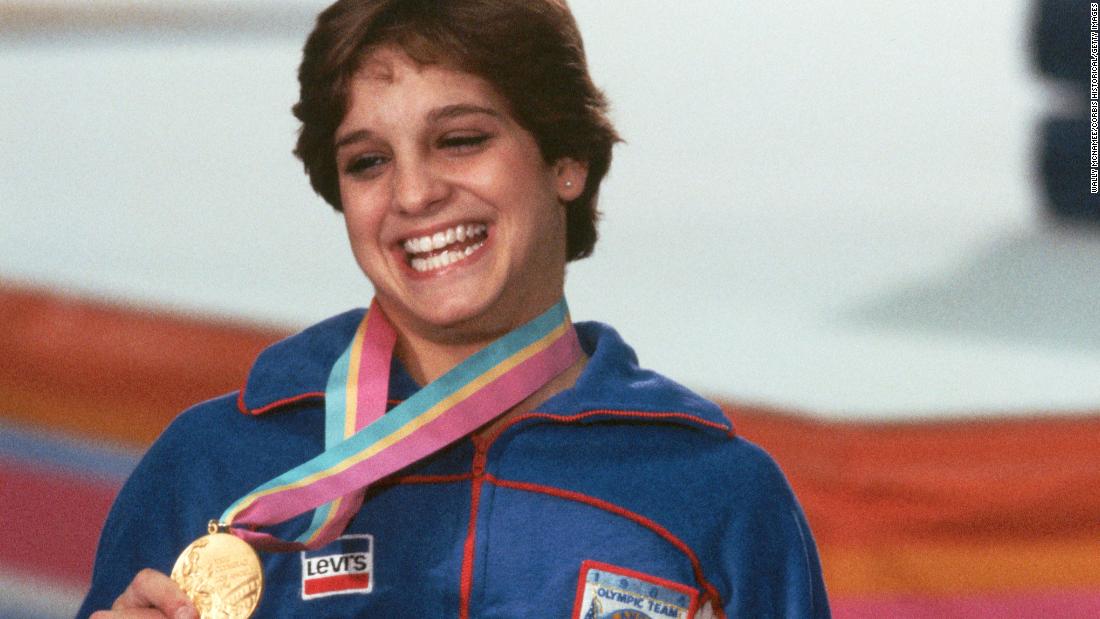 Olympic icon Mary Lou Retton 'fighting for her life,' according to daughter