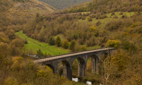 Peak District railway restoration plan divides local opinion