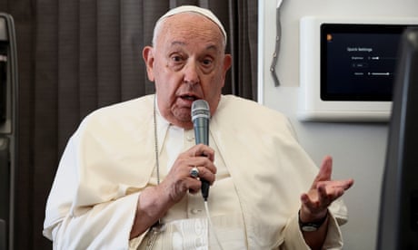 Pope criticizes Harris and Trump and tells US Catholics to choose ‘lesser evil’