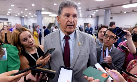 Senate to vote on funding bill to avert shutdown after Manchin measure scrapped